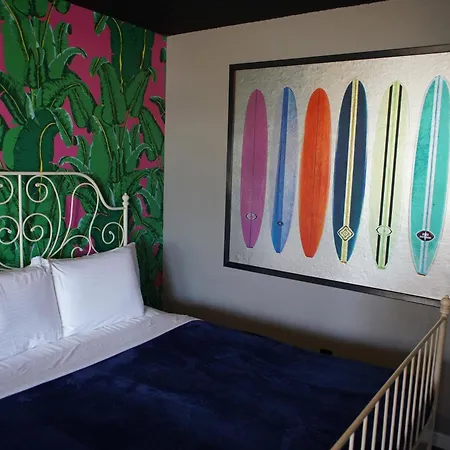 Huntington Surf Inn-2
