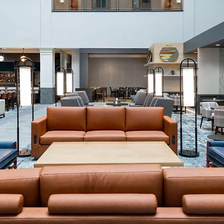 Hilton Charlotte Airport Hotel-2