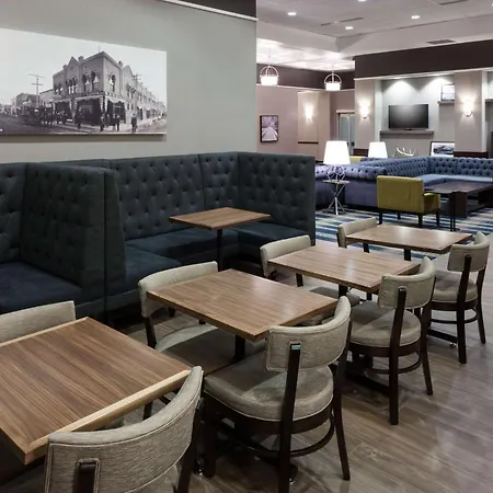 Hampton Inn & Suites Boise-Downtown-3