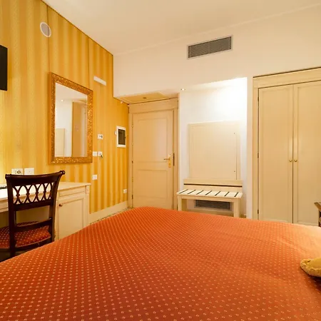 Hotel Bella Venezia-2