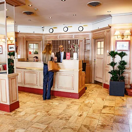 Hotel Astoria-2