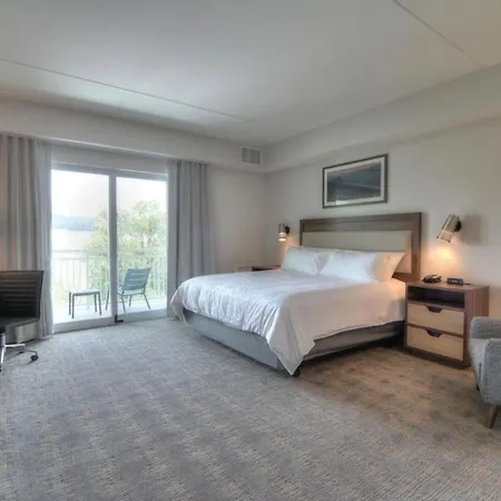 Holiday Inn & Suites Pigeon Forge Convention Center By Ihg-2