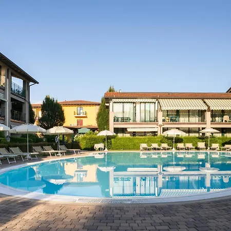 Le Terrazze sul Lago Residence&Hotel-3