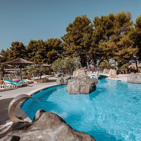 Matilde Beach Resort-2