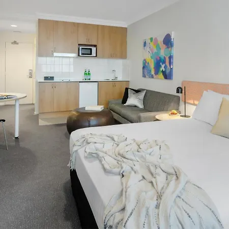 Oaks Perth Hotel-2