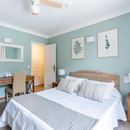 Chambres D'Hotes Les Amandiers-3