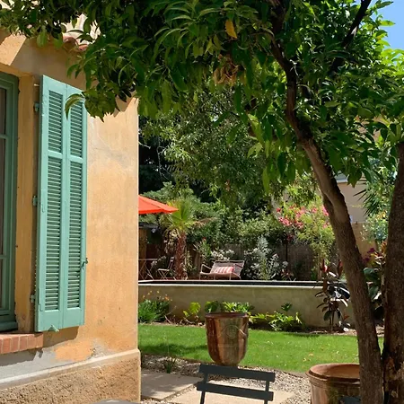 La villa des Amandiers-3