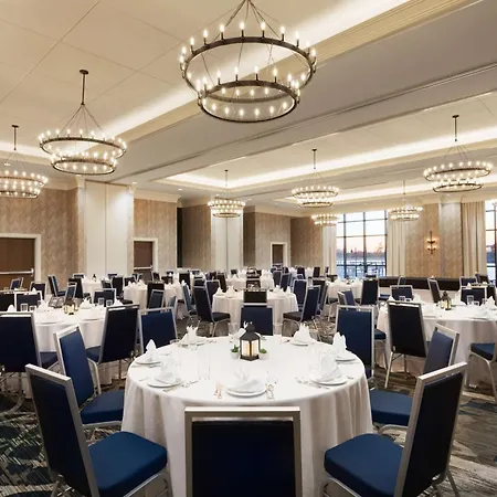 Embassy Suites By Hilton Wilmington Riverfront-3