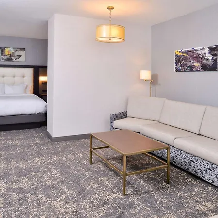 Doubletree By Hilton Utica-3