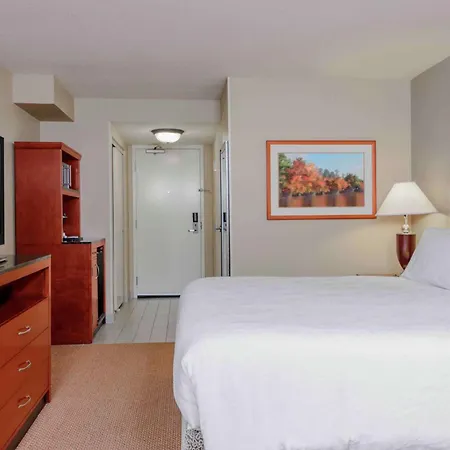 Hilton Garden Inn Independence-3