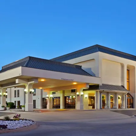 Hampton Inn Joplin-2