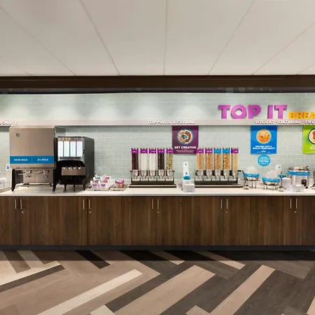 Tru By Hilton Cheyenne-3
