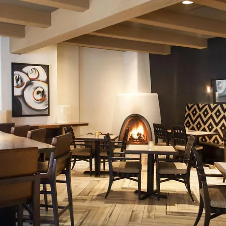 Hilton Santa Fe Historic Plaza-3