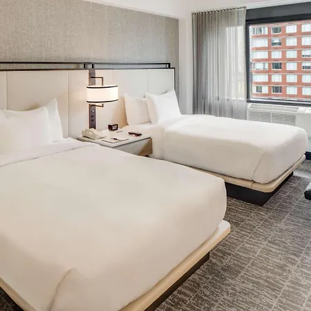Doubletree By Hilton Hotel & Suites Jersey City-3