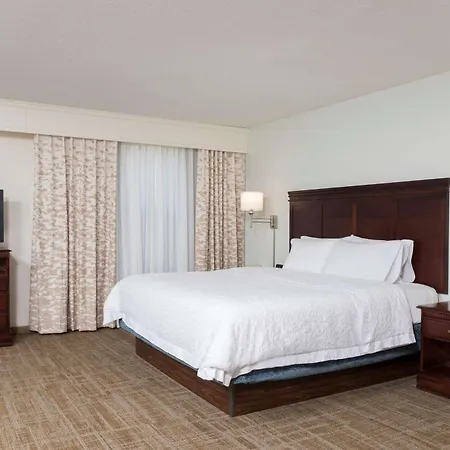 Hampton Inn East Lansing-3