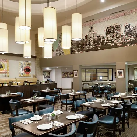 Doubletree By Hilton Los Angeles Downtown-3