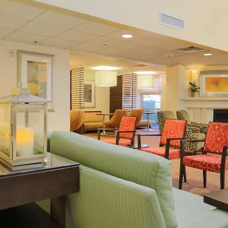 Hilton Garden Inn Dallas/Market Center-2