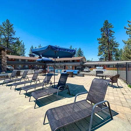 Blue Jay Lodge-2