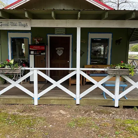 Rolling Brook Inn-2