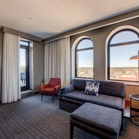 The Threefoot Hotel, Meridian, A Tribute Portfolio Hotel-2
