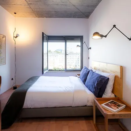 Portuguese Design Suites&Parking - Praça de Espanha-3