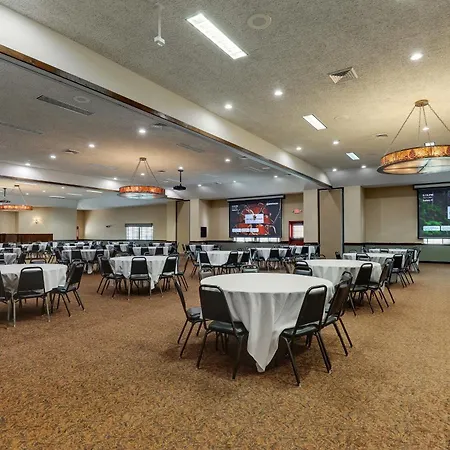 Stoney Creek Hotel Columbia-3