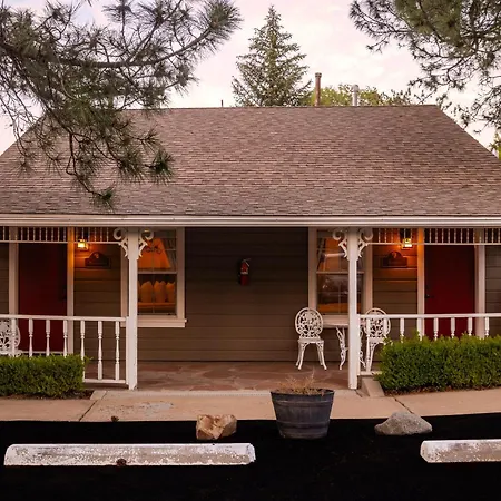 Prescott Pines Inn-3