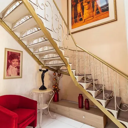 Majestic Hotel-3