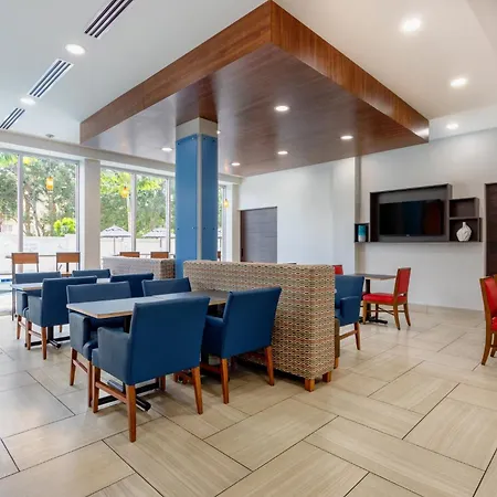 Holiday Inn Express & Suites - Miramar By Ihg-2