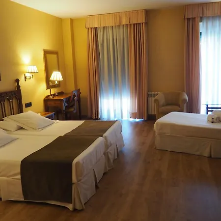 Hotel Ele Puente Romano De Salamanca-2