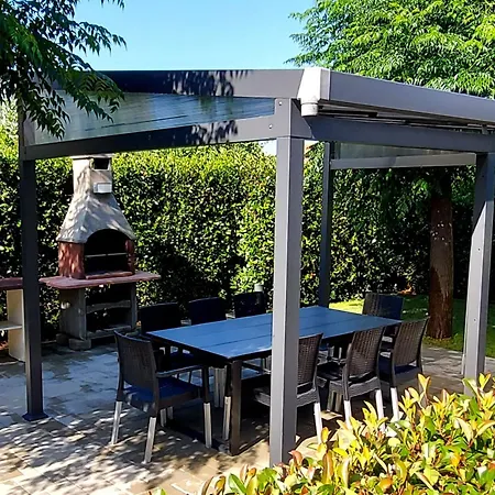 Apartment Sunny Spell With Free Parking And Garden-3