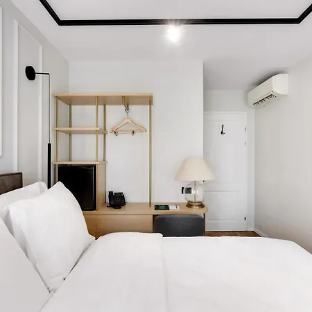Bloom Hotel-3