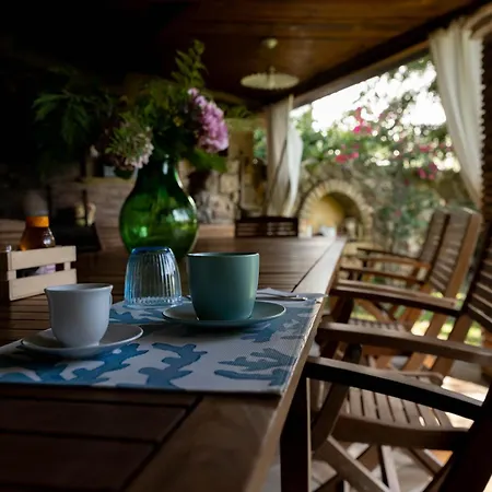 Cavalieri B&B-2