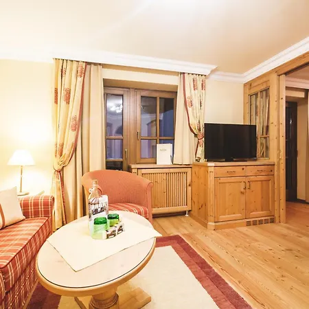 Familien- und Wellnesshotel Hanneshof-2