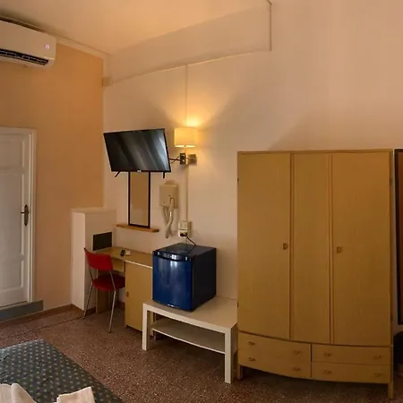Hotel Aurora-3