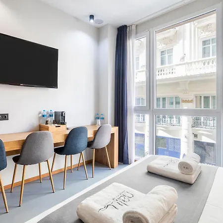 NALU Valencia Boutique Rooms-3