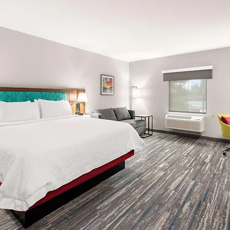 Hampton Inn & Suites Tigard-3