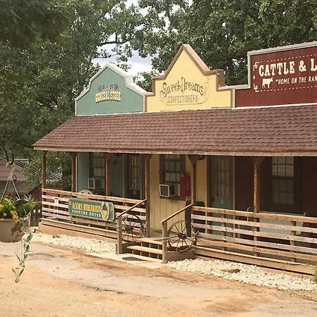 Acorn Hideaways Canton Charming Pioneer Suite 1890'S General Store-2