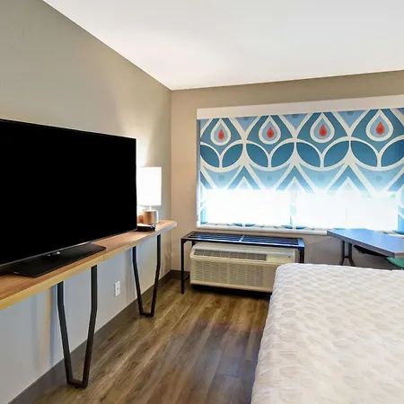 Tru By Hilton Fort Wayne-2