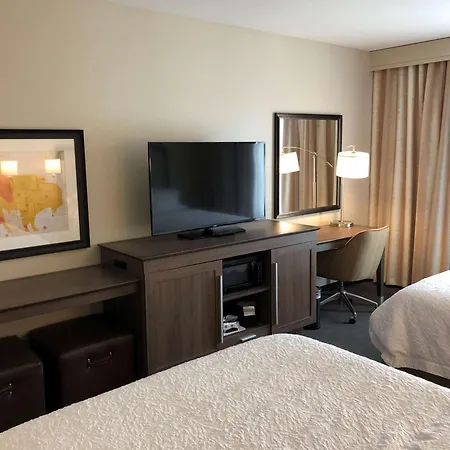 Hampton Inn & Suites Ponca City-3