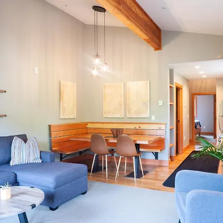 The Suites On Main-3