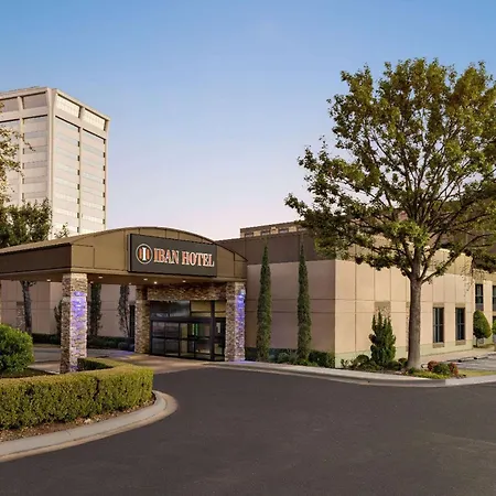 Iban Dallas Park Central Hotel, Trademark By Wyndham-3