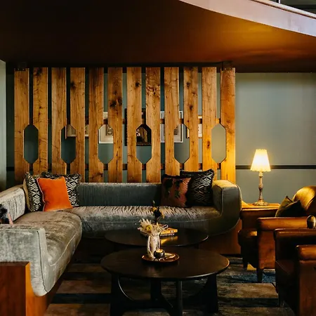 The Hotel Chalet At The Choo Choo-2