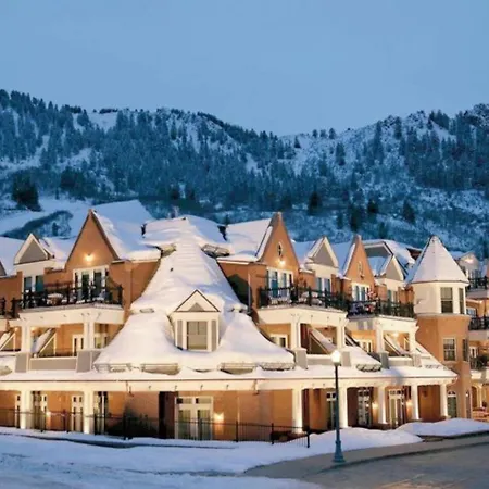 The Aspen Mountain Residences-3