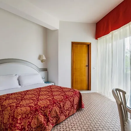 Hotel Caravelle-3