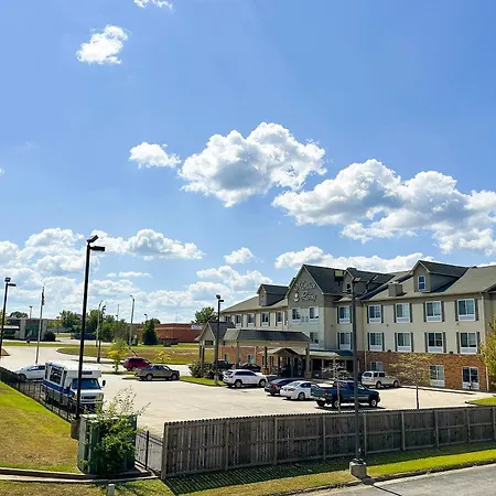 Bonita Lakes Inn By Capital O Meridian I20-3