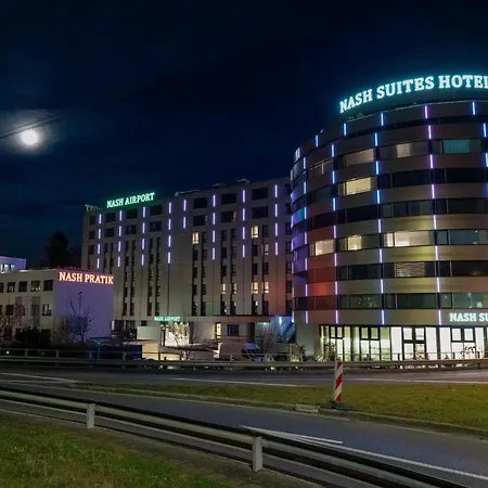 Nash Suites Airport Hotel-3