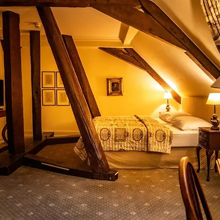 Schloss Auel Boutique Hotel&Design Golf Lodge-3