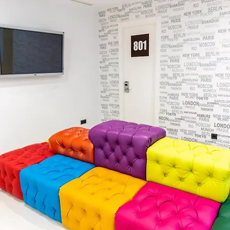 Hostal Gran Via 44-2