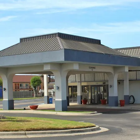 Days Inn By Wyndham Marianna-3